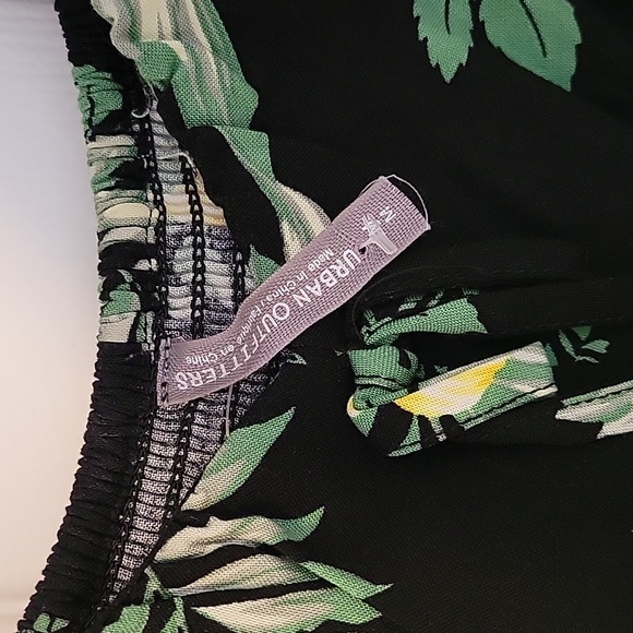 Urban Outfitters Tropical Print Dress - Picture 3 of 4